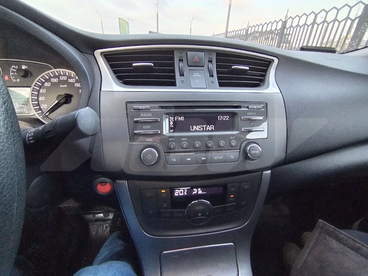 Nissan Sentra