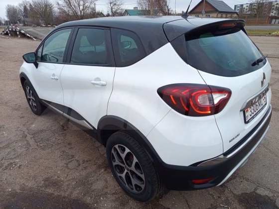 Renault Captur (1)