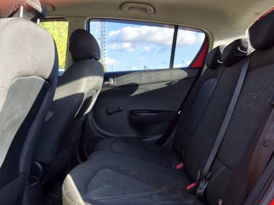 Hyundai I20 (10)