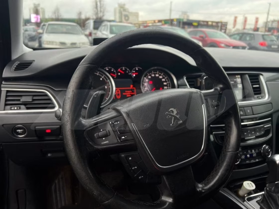 Peugeot 508 (2)