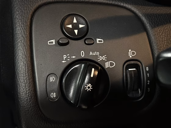 Mercedes-Benz C 220 (17)