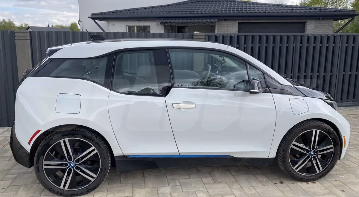 BMW I3