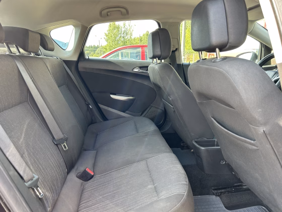 Opel Astra (11)