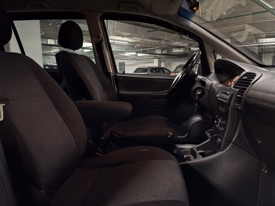 Opel Zafira (13)