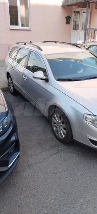 Volkswagen Passat (1)