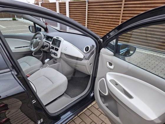 Renault ZOE (8)