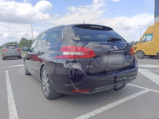 Peugeot 308 (7)