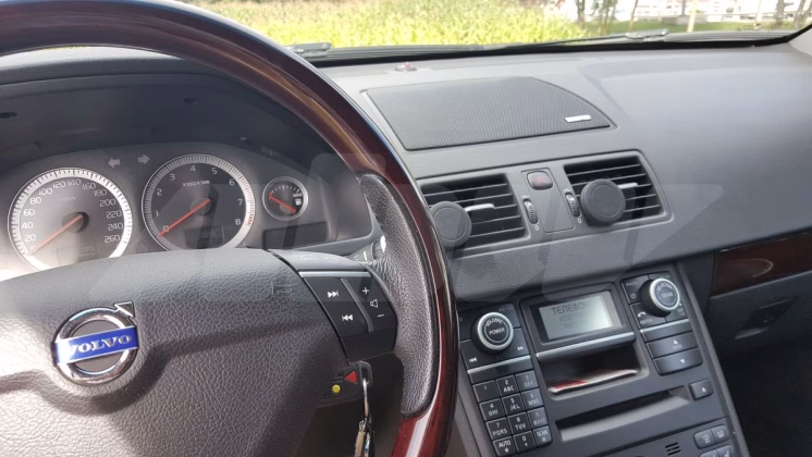 Volvo XC90 (14)