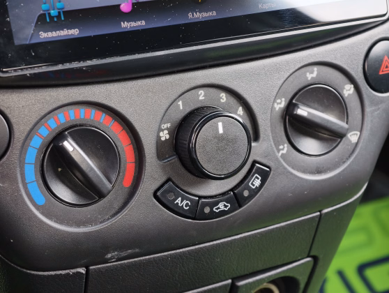 Chevrolet Aveo (19)