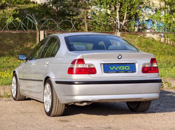 BMW 320 (4)