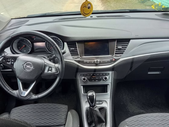 Opel Astra (4)