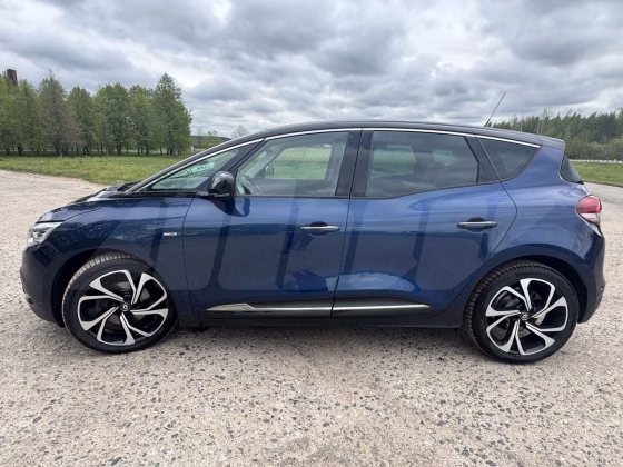 Renault Scenic (3)