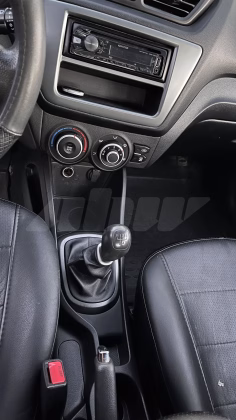 Kia Rio (4)