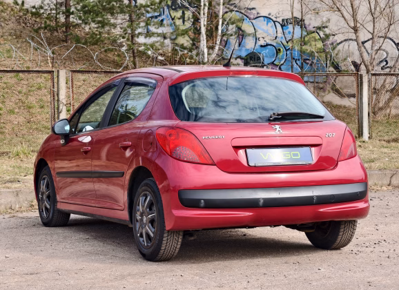 Peugeot 207 (4)