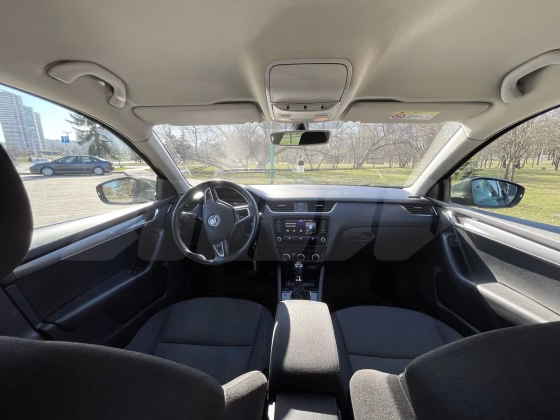 Skoda Octavia (7)