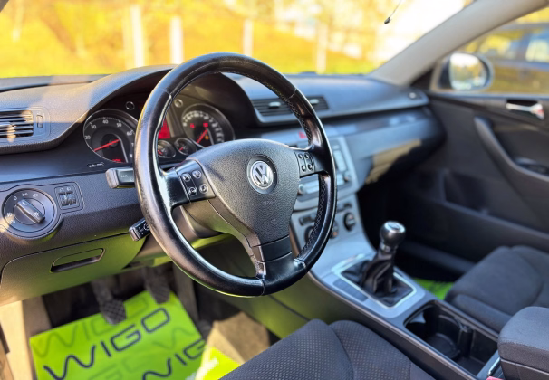 Volkswagen Passat (8)