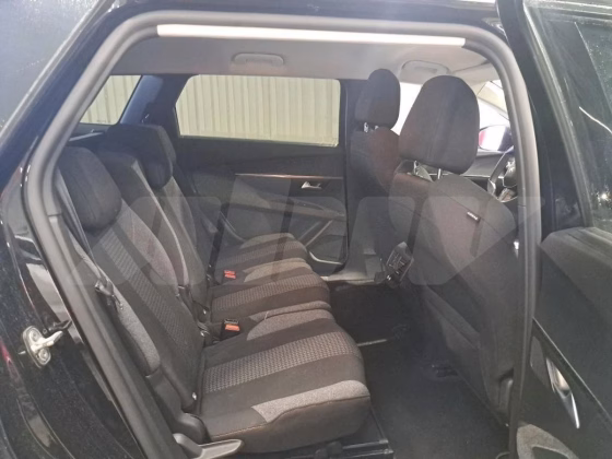 Peugeot 5008 (18)