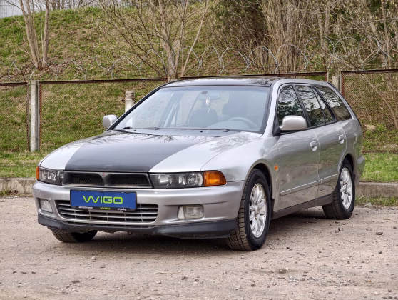 Mitsubishi Galant (3)