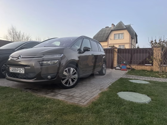 Citroën C4 Picasso (8)