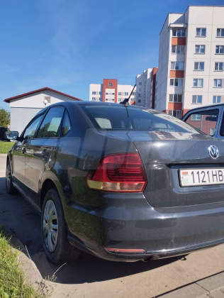 Volkswagen Polo (8)
