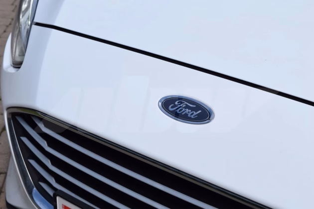 Ford Focus (9)