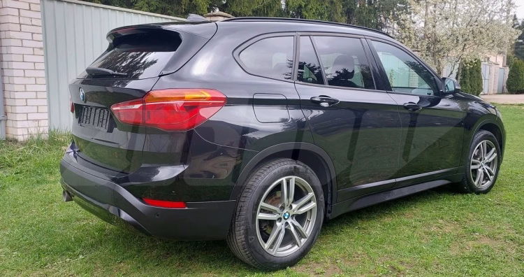 BMW X1 (3)