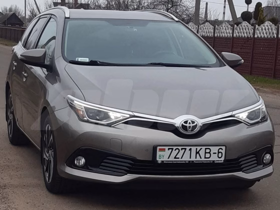 Toyota Auris (10)