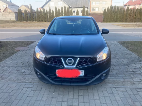 Nissan Qashqai (2)