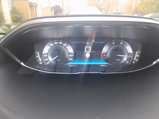 Peugeot 5008 (9)