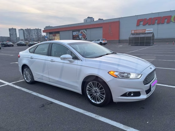 Ford Fusion (6)