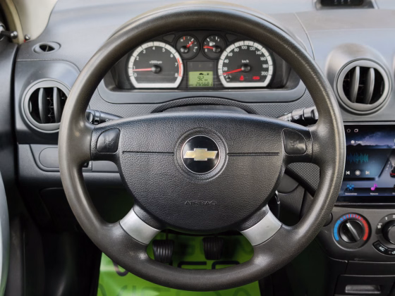 Chevrolet Aveo (15)