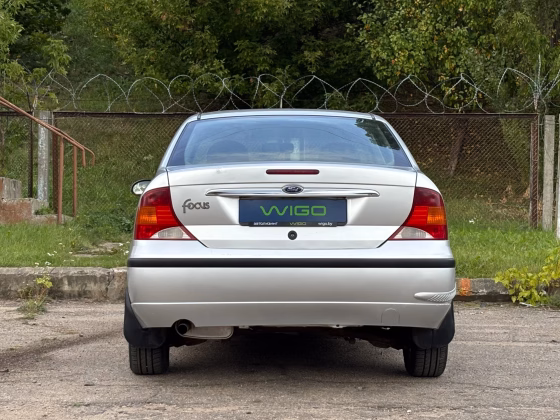 Ford Focus (5)