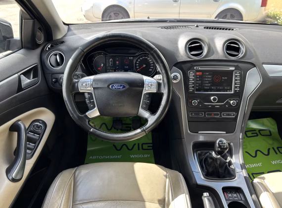 Ford Mondeo (13)