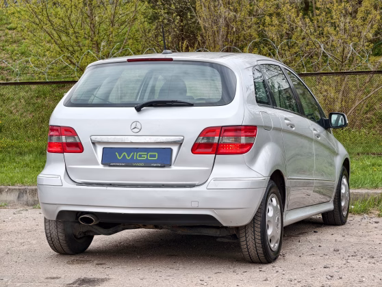 Mercedes-Benz B 250 (6)
