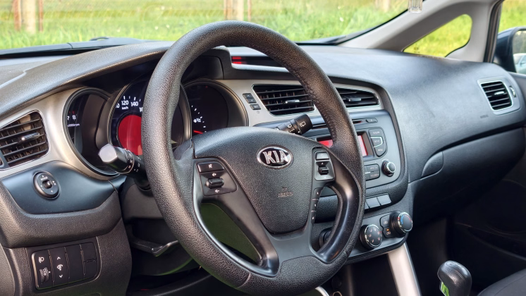 Kia Ceed (8)