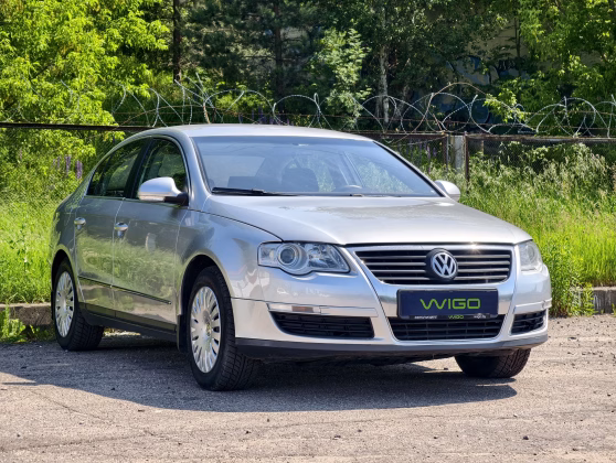 Volkswagen Passat (1)