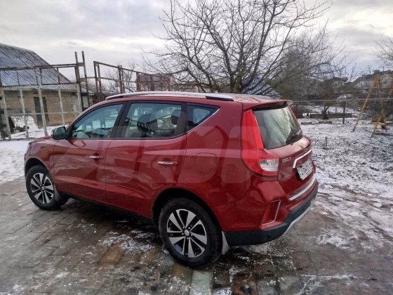 Geely Emgrand X7 (6)