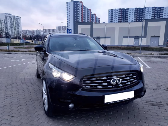 Infiniti FX (4)