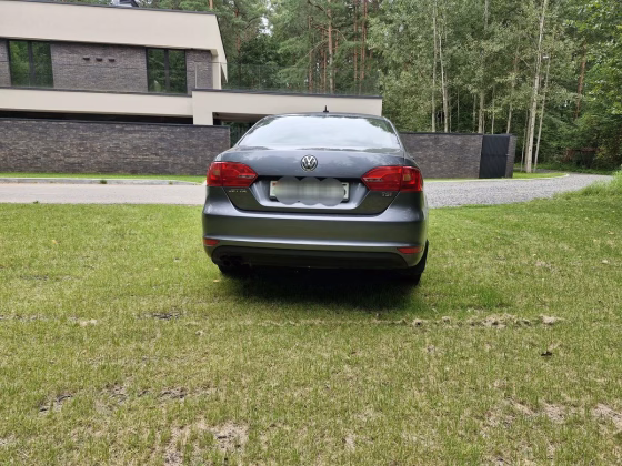 Volkswagen Jetta (2)