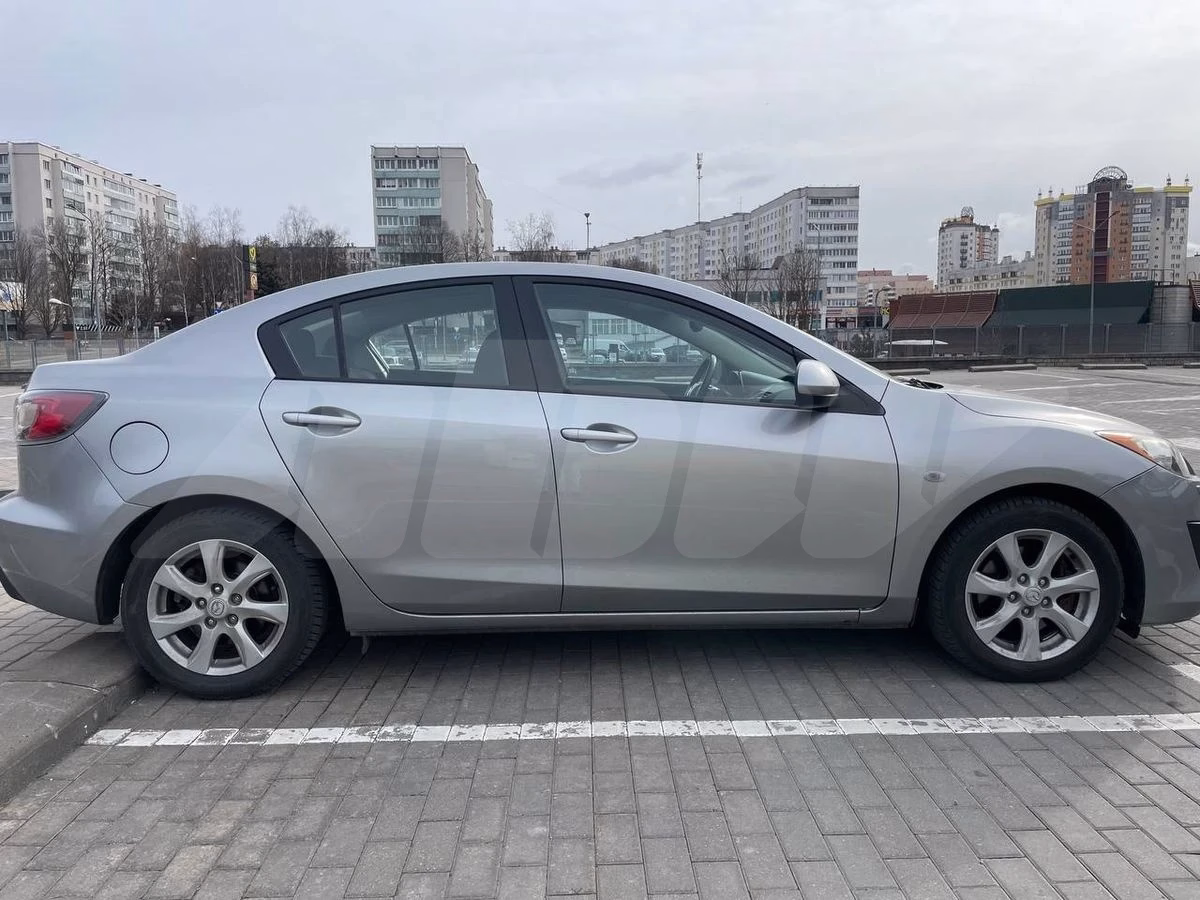 Mazda 3