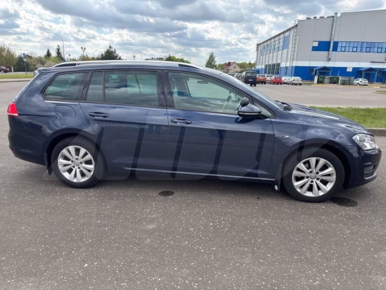 Volkswagen Golf (2)