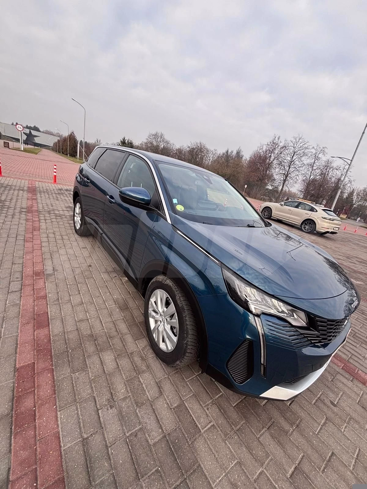 Peugeot 5008