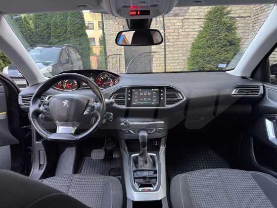 Peugeot 308 (13)
