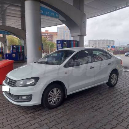 Volkswagen Polo (3)