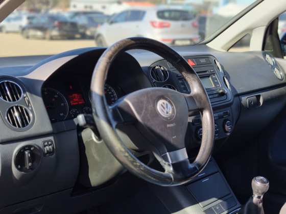 Volkswagen Golf Plus (8)