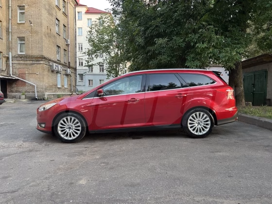 Ford Focus (1)