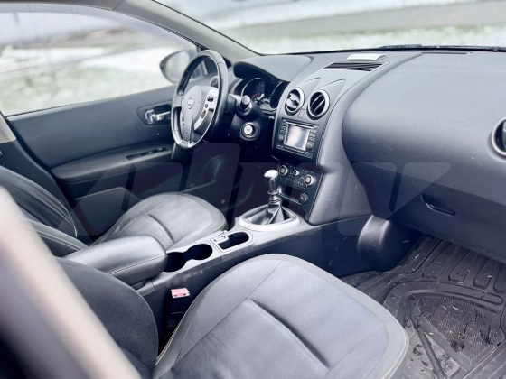 Nissan Qashqai+2 (3)