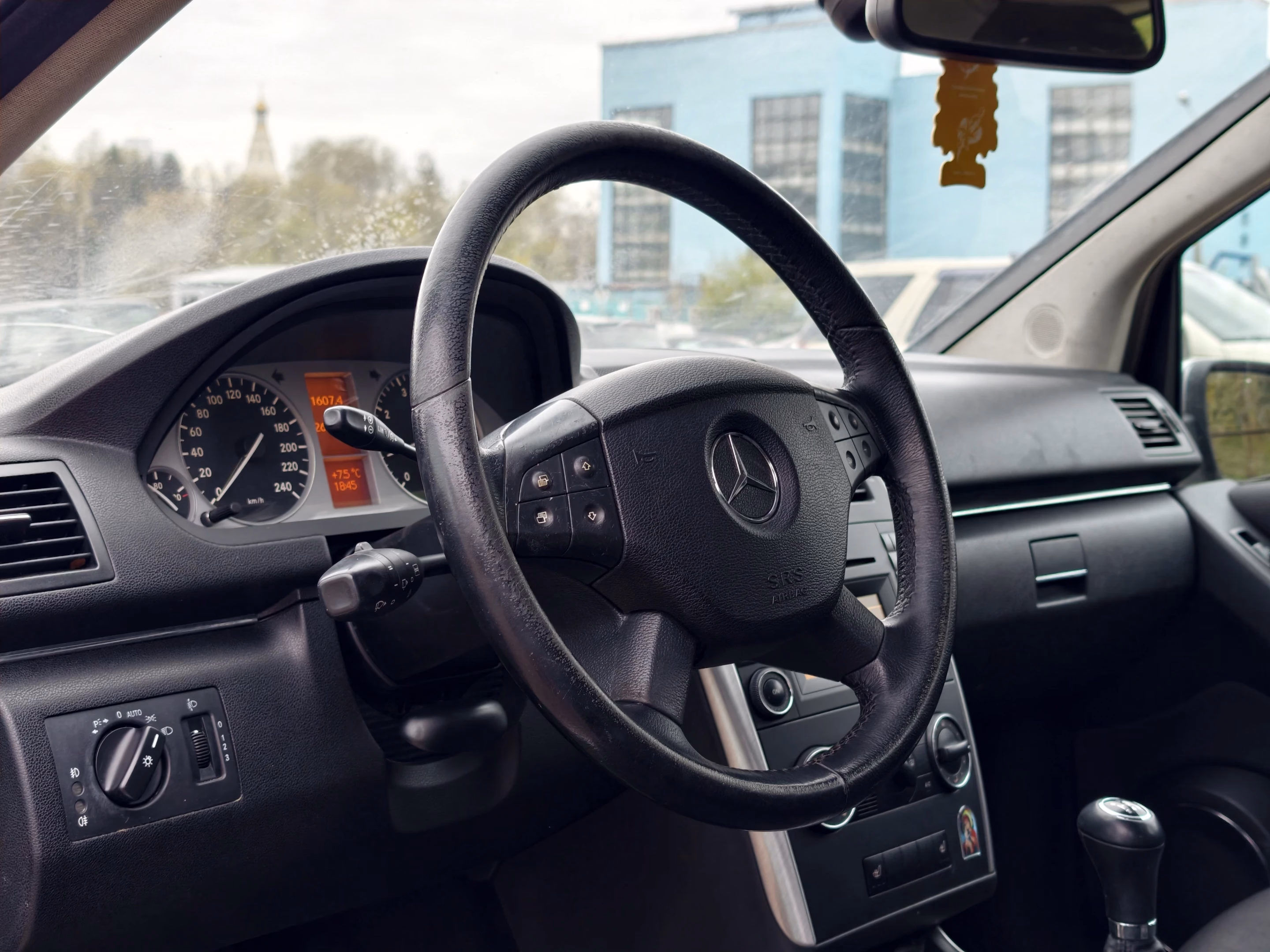 Mercedes-Benz B 250