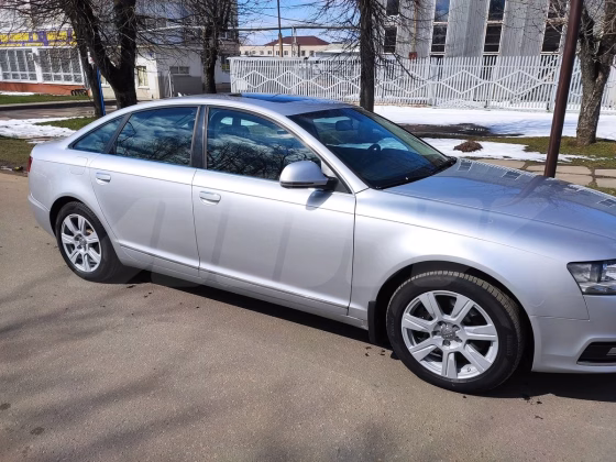 Audi A6 (1)
