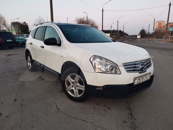 Nissan Qashqai+2